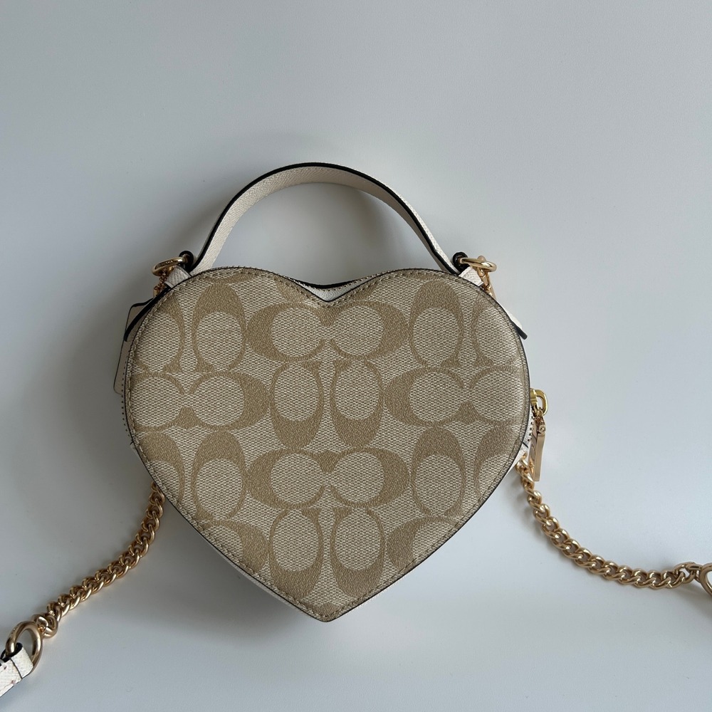Coach Heart Crossbody Bag Signature Canvas Light Khaki Chalk CJ450 - Picture 2 of 9